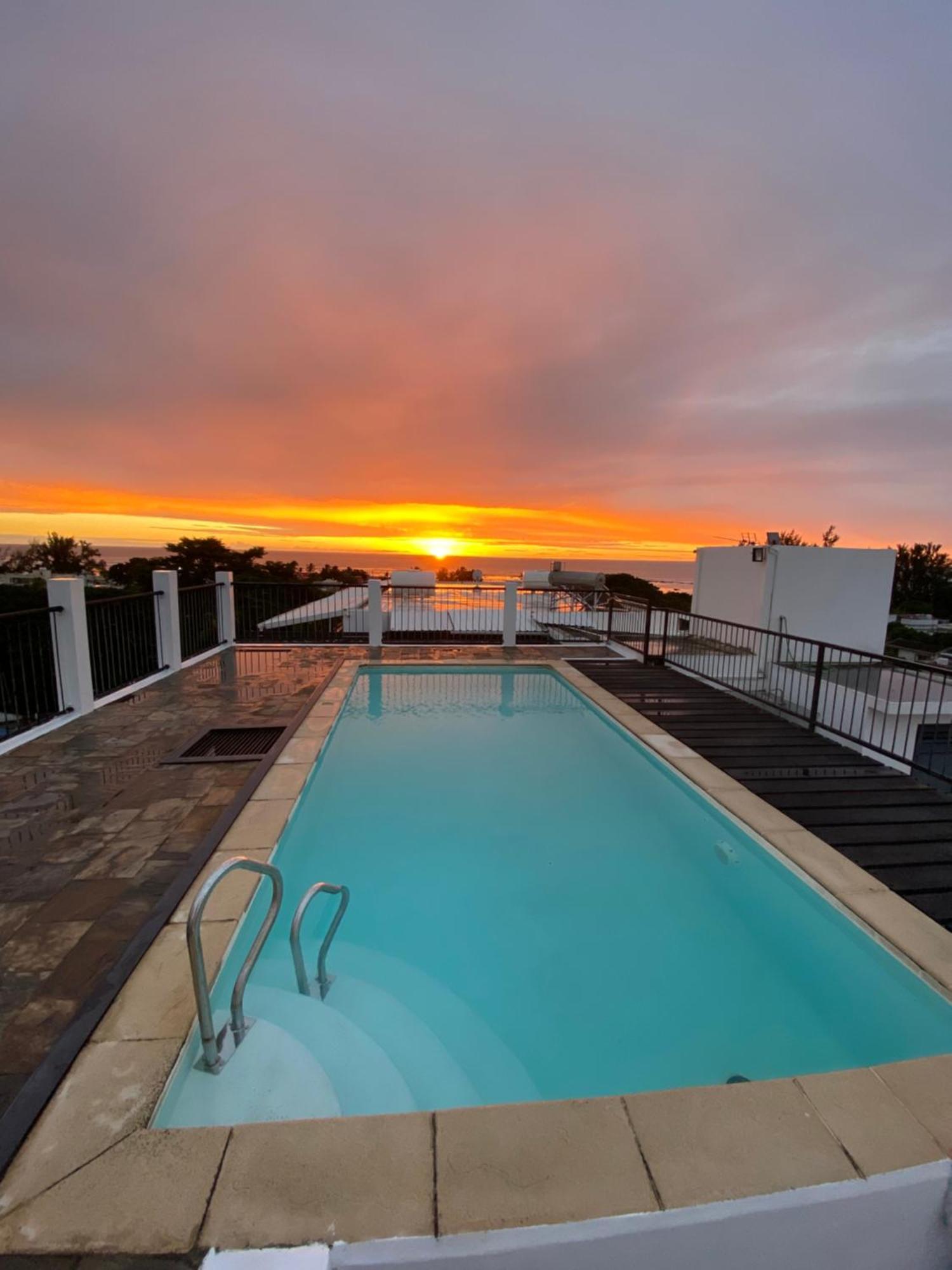Seaview Terrace Appartement No 16 Flic en Flac Bagian luar foto